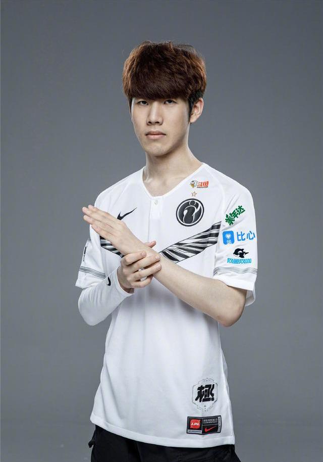 以增强球队 以增强球队